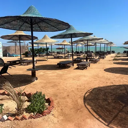 Fox House Resort